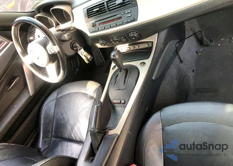 2005 BMW Z4 2.5 z USA, uszkodzony, nr VIN 4USBT33595LS58378